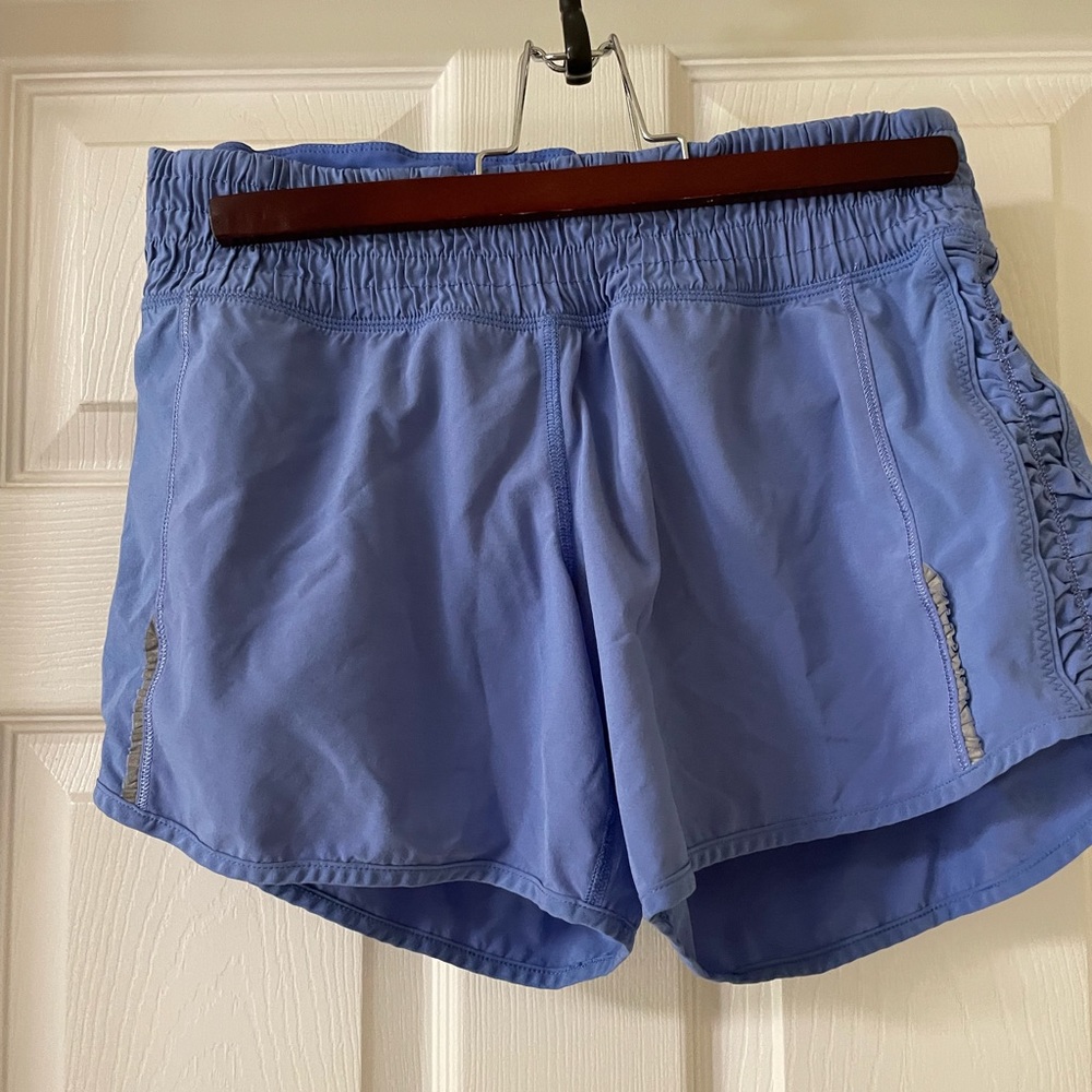 Lululemon Lined Tracker Shorts Periwinkle Blue/Purple Size Six (6)